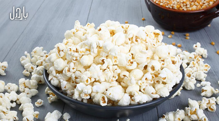 یک کاسه پر پاپ کورن خانگی