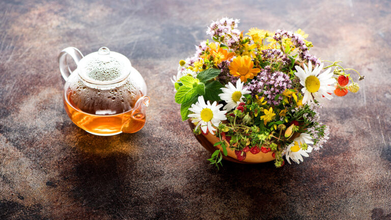 میوه های مناسب دمنوش بهاری