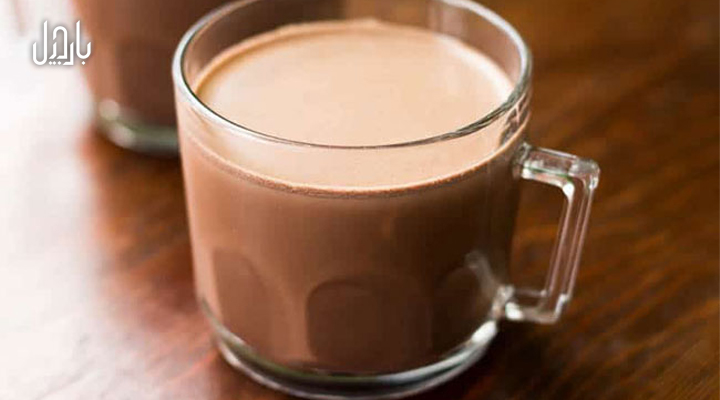 یک لیوان شیر کاکائو