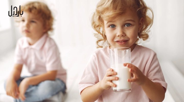 خواص شیر بادام برای کودکان